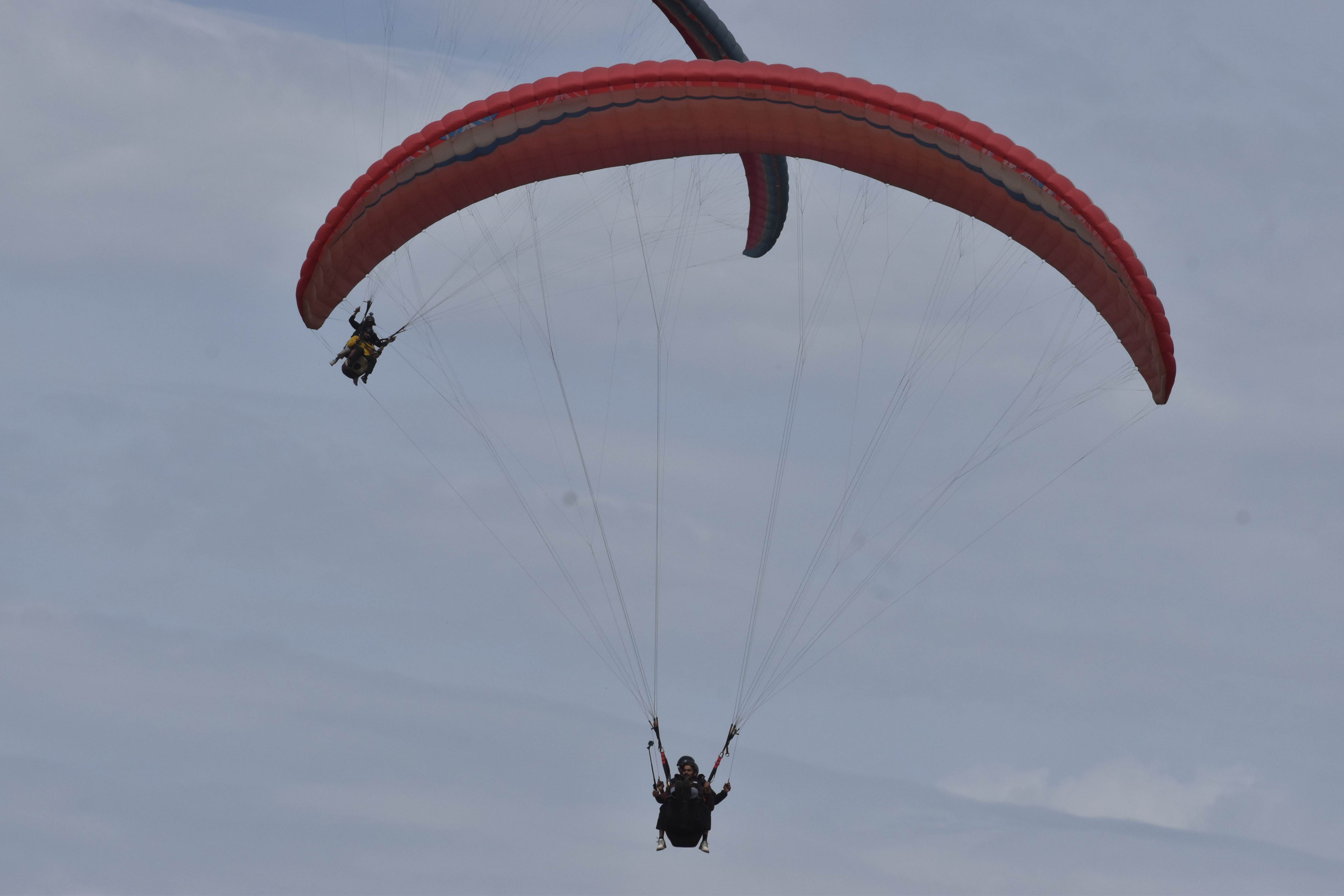 Paragliding over Billing